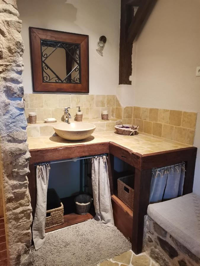 Bed and Breakfast Domaine Des Maillets Blot-l'Eglise Экстерьер фото