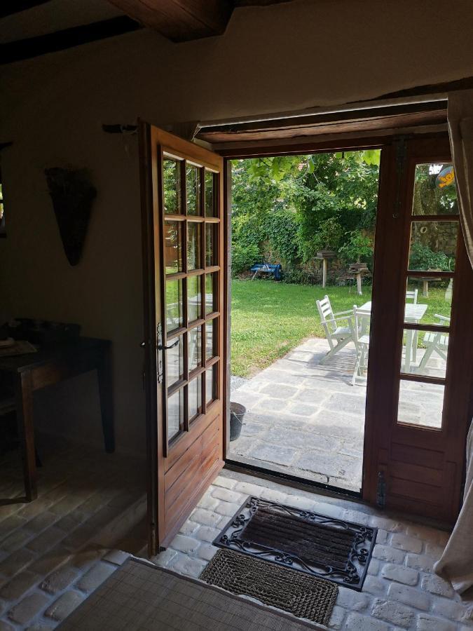 Bed and Breakfast Domaine Des Maillets Blot-l'Eglise Экстерьер фото
